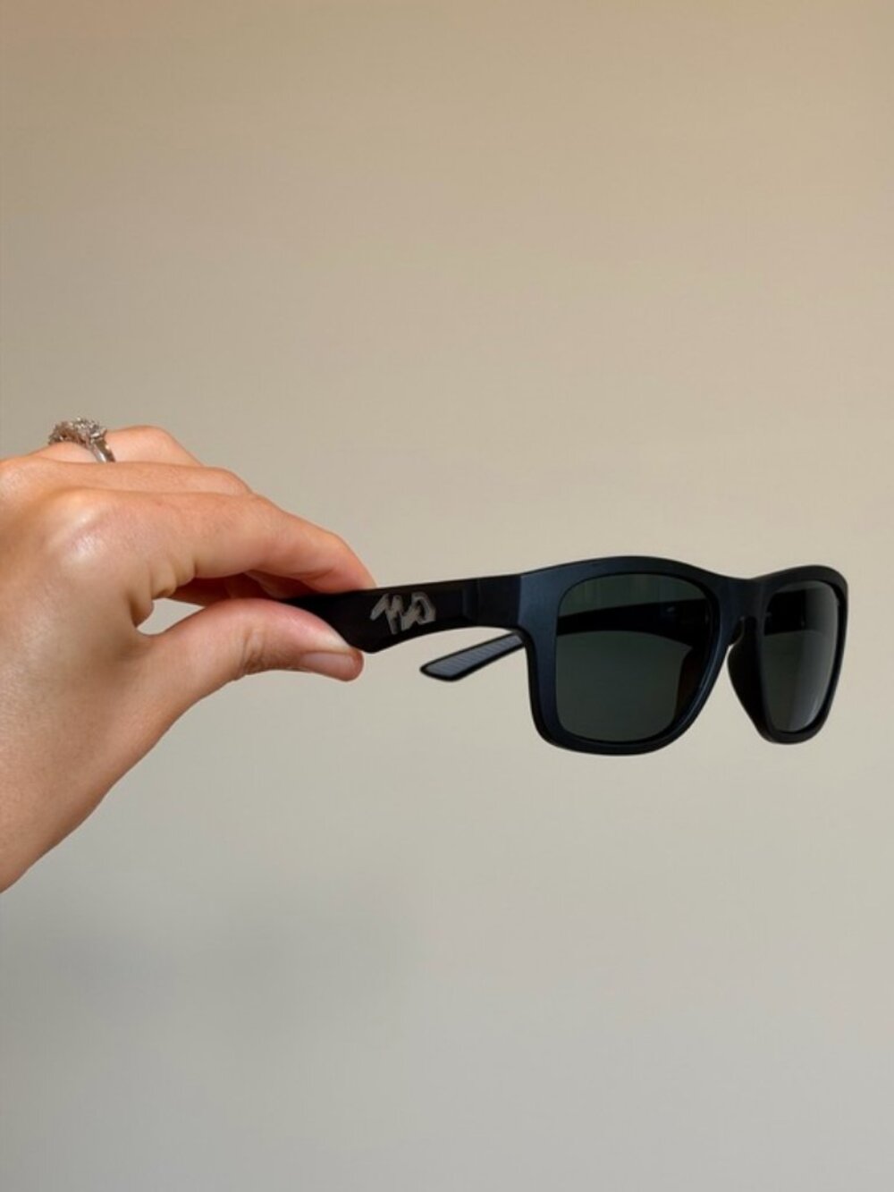 Black Oversized Square Sunglasses B732P-BK